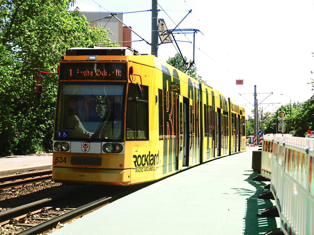 Wagen 634 der HAVAg an der Ersatzhaltestelle Sdstadt am 26.5.17