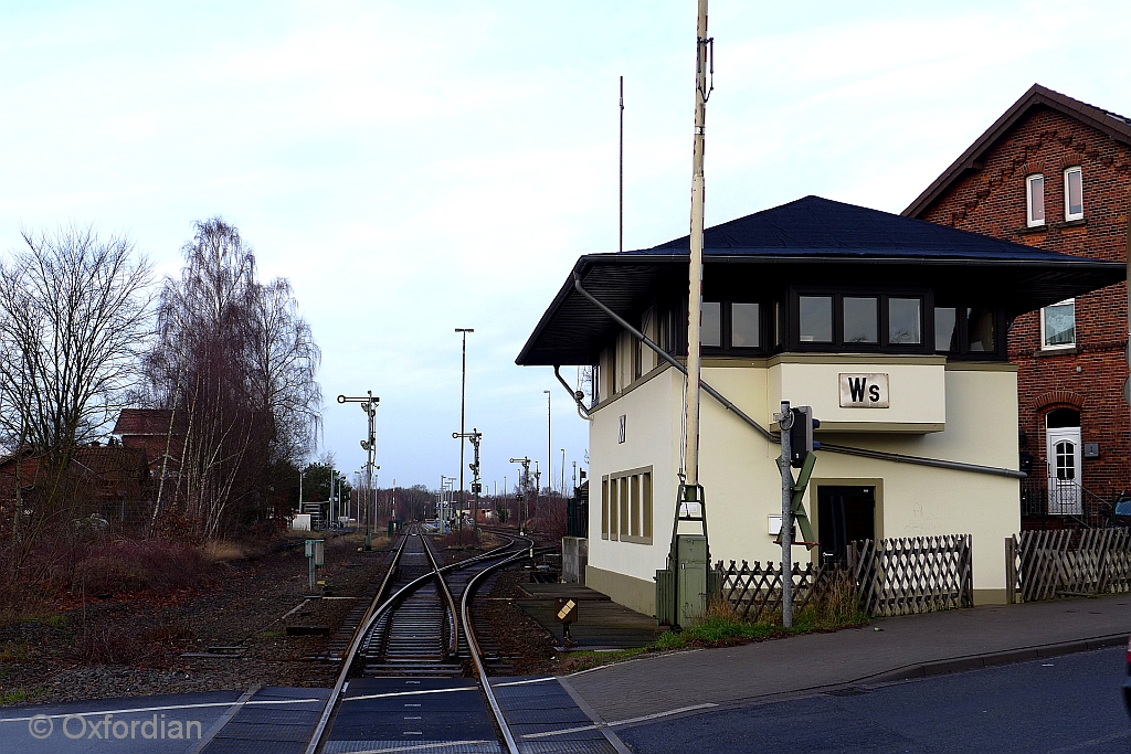 Walsrode, bahntechnische Anlagen vor dem Bahnhof.