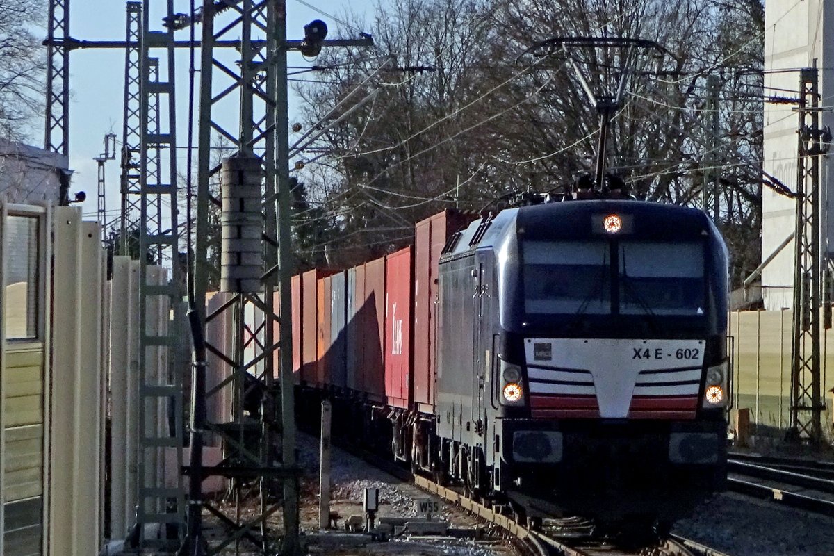 X4E-602 durcheilt STraubing am 21 Februar 2020.