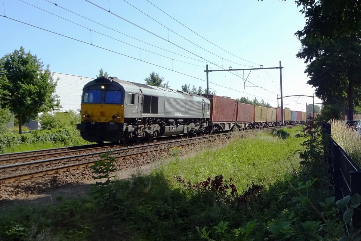 XR 6307 passiert Oisterwijk am 28 Juni 2019.