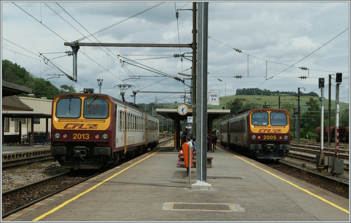  Z2  2013 (von Luxembourg) und 2005 (nach Diekirch) in Ettelbruck. 
15. Juni 2013