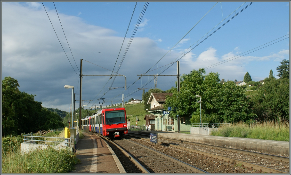 Zwei Bem 550 auf dem weg Richtung La Plaine halten in Russin.
21. Juni 2010