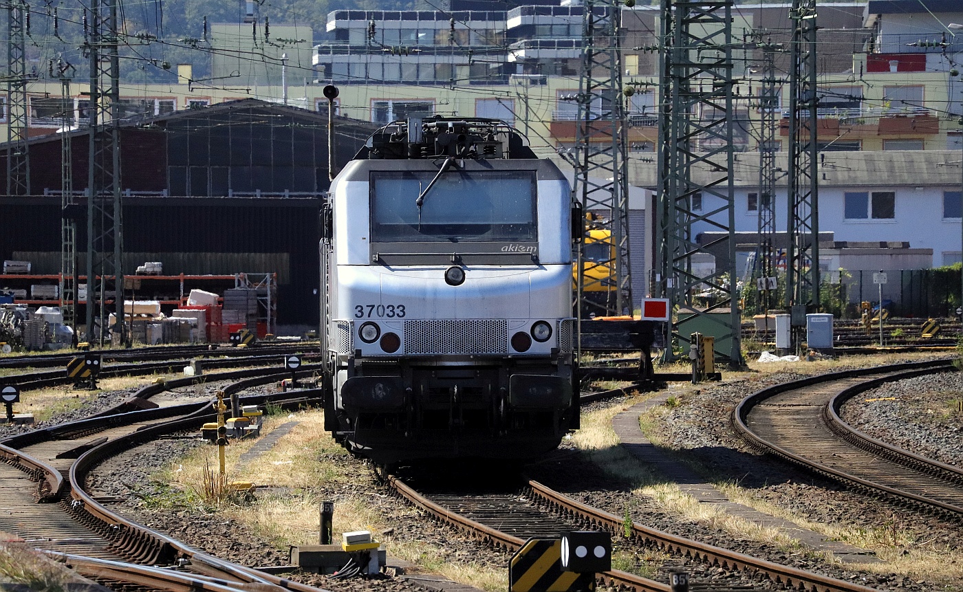 Akiem 37033 abgestellt Koblenz Hbf am 25.07.2026 (c) N.M