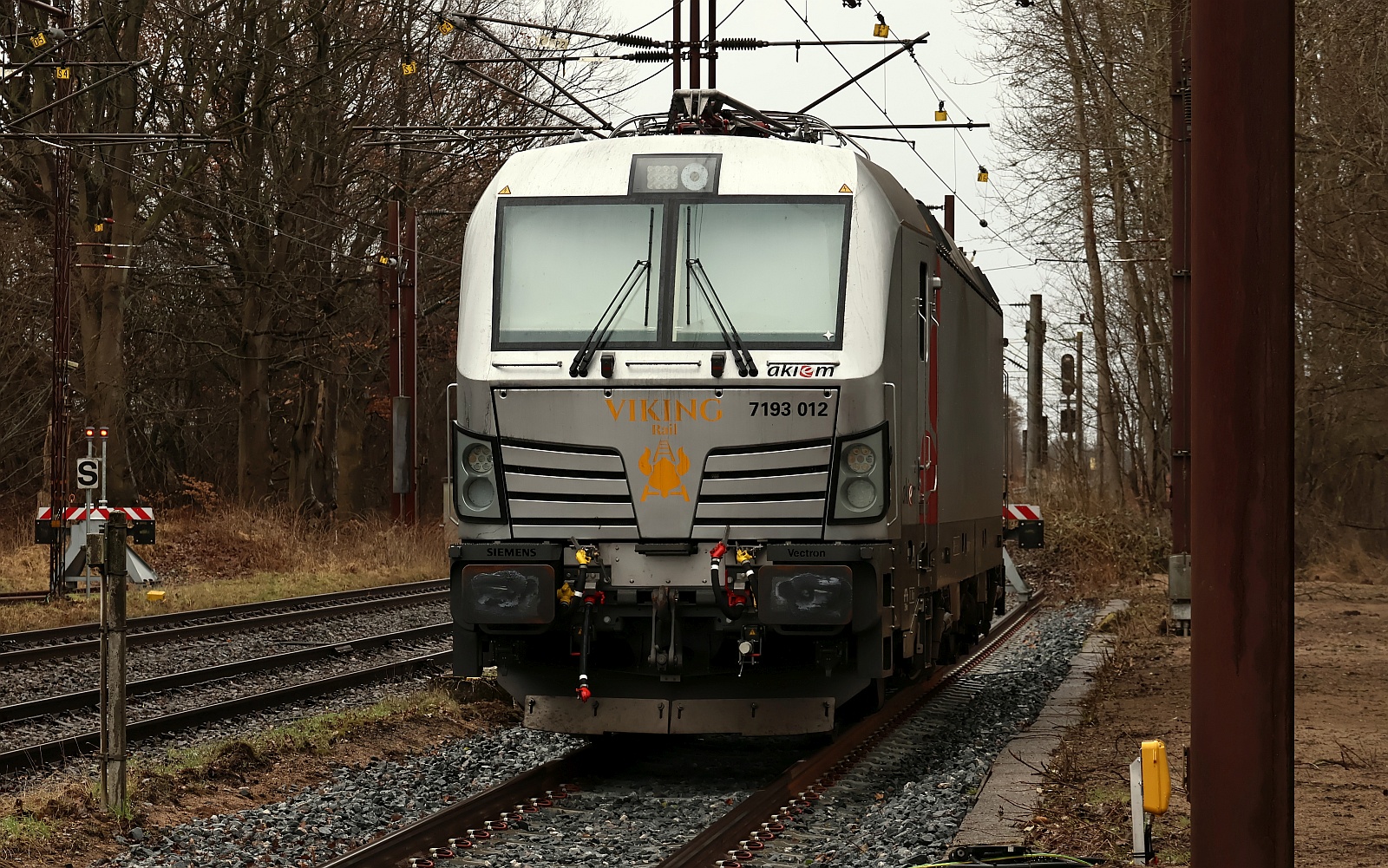 Akiem/VikingRail 7193 012-0 REV/MMAL/18.06.25 abgestellt in Padborg/DK 13.03.2026