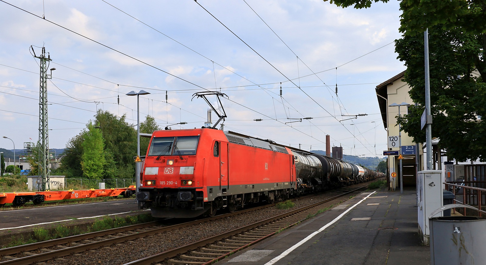 DB 185 290-4 mit Kesselzug. Bad Hönningen 1.09.2023
