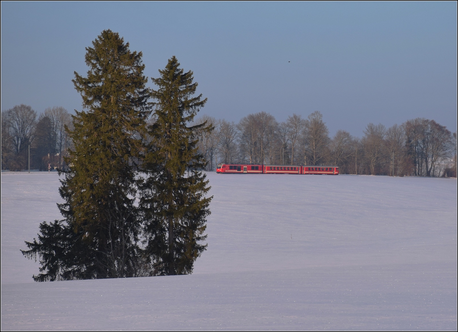 Winterlich auf den Freibergen.

Pendelzug mit Motorwagen Be 4/4 652 in Les Reussilles. Februar 2023.