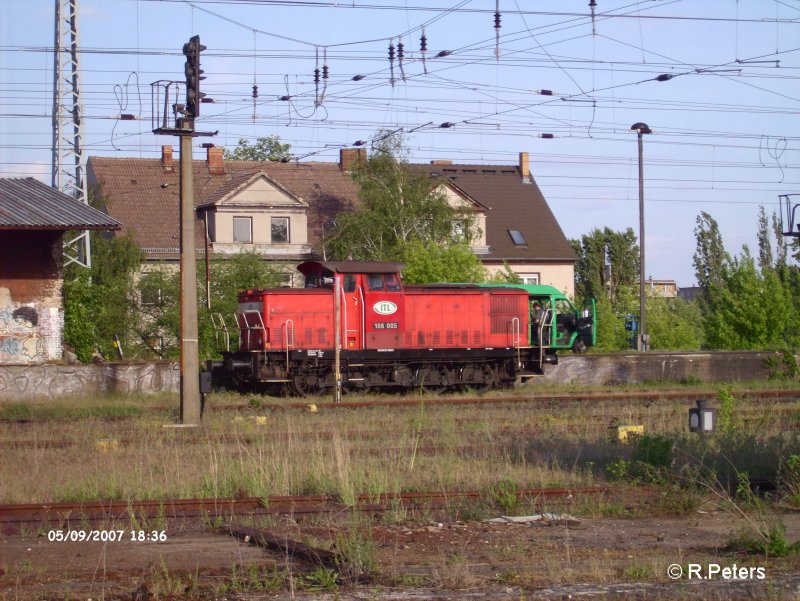 106 005 steht in Eisenhttenstadt wegen kleineren Wartungsarbeitn. 09.05.07