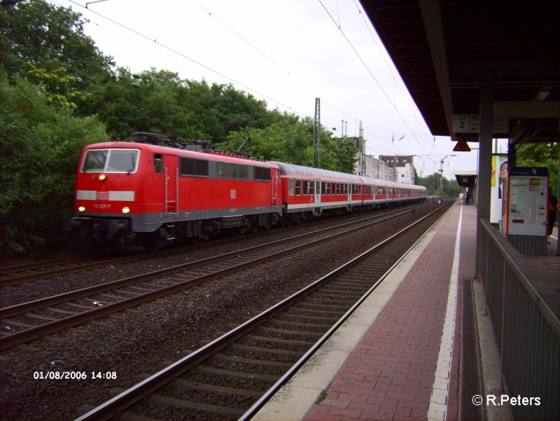 111 127 zieht ein RE Venlo an Dsseldorf-Vlklingerstrasse vorbei. 01.08.06