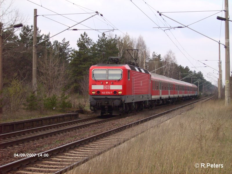 143 576-7 zieht beim ex HP Vogelsang den RB11 Cottbus. 09.04.07