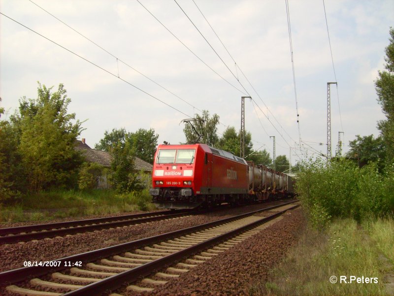 185 200-3 zieht ein Containerzug auf den Sdlichen BAR. 14.08.07