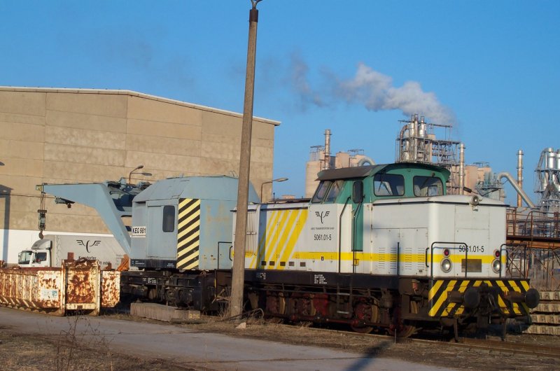 ARCO 5061.01-5 + KEG 981 am Zementwerk Karsdorf; 06.02.2005 (Foto: Marcel Dreiling)