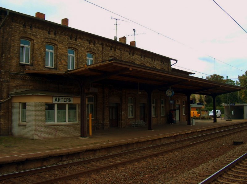 Bahnhofsgeb�ude in Artern; 07.09.2008