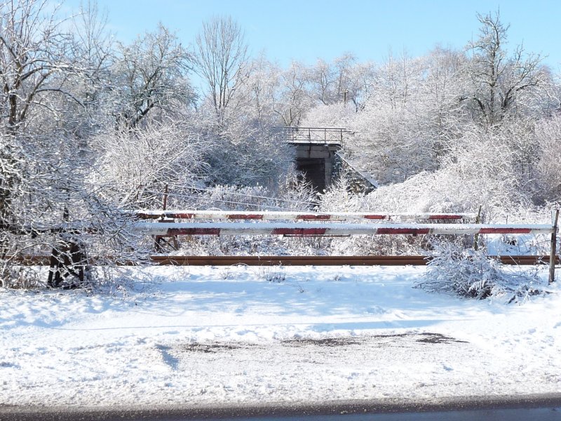 Der ehemalige Bahn�bergang am Posten 6a in Laucha; 12.02.2009 (Foto: Dieter Thomas)