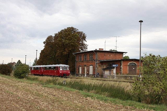 Die Ferkeltaxen der OBS beim Halt in Gehofen; 07.09.2008 (Foto: Tino W�ldchen)