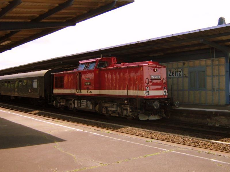 DR 112 565-7 der Pre�nitztalbahn mit einem Sonderzug aus Gera im Bahnhof Zeitz; 16.05.2009 (Foto: Thomas Menzel)