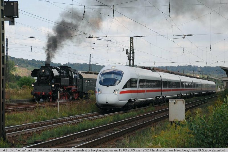Historie und Gegenwart: DR 65 1049 mit dem Winzerfestsonderzug von Chemnitz nach Freyburg und DB 411 090-4  Wien  als ICE 1589 von Berlin Gesundbrunnen nach Bamberg, bei der Paralellausfahrt in Naumburg; 12.09.2009 (Foto: Marco Zergiebel)
