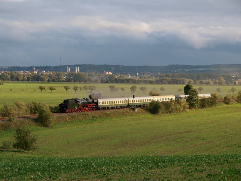 IGE Werrabahn 41 1144-9 mit dem Lr 74605 von Naumburg Hbf nach Freyburg, am 04.10.2009 bei Kleinjena. (Foto: Steffen Tautz)