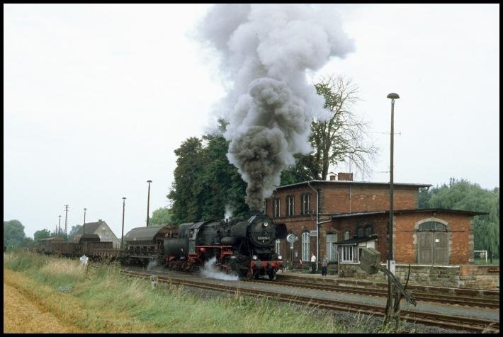 IGE Werrabahn 52 8039-1 mit einem Fotog�terzug von Artern nach Sondershausen, am 25.08.1996 im Bf Gehofen; 25.08.1996 (Foto: Steffen Tautz)