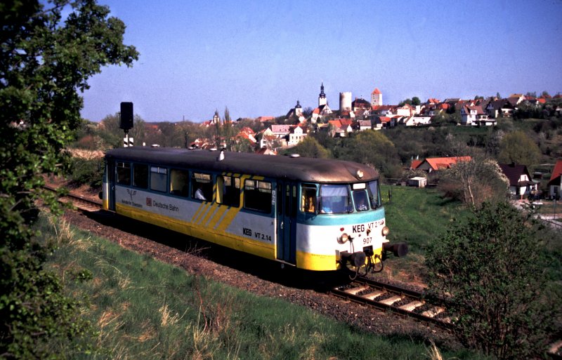 KEG VT 2.14 am Hp Querfurt-West; 22.04.1998 (Foto: Uwe B�hme)