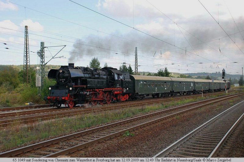 LEG 65 1049 mit dem DPE 85975 von Chemnitz nach Freyburg, bei der Einfahrt in Naumburg (S) Hbf; 12.09.2009 (Foto: Marco Zergiebel)
