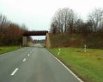 Das �berf�hrungsbauwerk der Finnebahn zwischen Laucha und Golzen; 15.11.2009