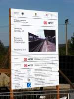 Infotafel zum Bahnsteigneubau f�r die Gleise 4 und 5, am 03.10.2012 in Naumburg Hbf.