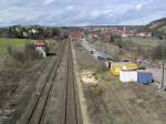 Blick von der Unstrutbr�cke in den Bf Freyburg, mit der ehemaligen Kiesbeladungsstelle rechts; 2006 (Foto: Thomas Menzel)