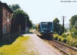 KEG VT xxx als RB nach Naumburg Hbf, am 07.06.2003 am Hp Balgst�dt.
