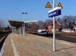 Der neu gebaute Bahnsteig in Laucha am 26.01.2012.