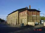 Das Bahnhofsgeb�ude in Artern; 08.09.2004 (Foto: Carsten Klinger)