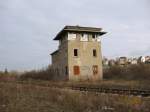 Das alte Stellwerk W1 am Ostkopf vom Naumburger Hauptbahnhof; 12.01.2007 (Foto: Hans Grau)