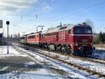 EBS 120 982-4 (V200 507) mit einer Überführung aus Karsdorf am 08.01.2024 in Naumburg (S) Hbf.