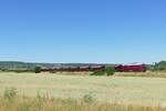 EBS V200 507 mit Getreidewagen aus Karsdorf, am 30.06.2025 auf der Unstrutbahn bei Kleinjena.