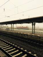 EBS 118 757 mit Flachwagen aus Karsdorf, am 12.11.2014 in Naumburg Hbf.