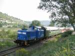 PRESS 346 019-6 mit einem Winzerfestsonderzug aus Leipzig-Plagwitz, auf der Fahrt zur Abstellung nach Karsdorf, zwischen Freyburg und Balgstaedt; 10.09.2005 (Foto: G�nther G�bel)