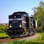 Am 15.05.2024 fuhr die EBS 202 597 zusammen mit der 202 738 und der 143 056 über die Unstrutbahn von Naumburg (S) Hbf nach Karsdorf.