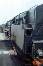Eine unbekannte Dampflok der BR 44 am 08.05.1981 in R�blingen.