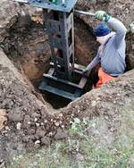 Am 15.01.2022 haben einge Mitglieder der IG Unstrutbahn e.V, das erste EZMG-Signal f�r den zuk�nftigen kleinen Signalpark am Bahnhof Nebra installiert.