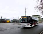 Am 28.02.2025 endete der Ersatzverkehr mit Kraftomnibussen im Unstruttal. Am Hauptbahnhof Naumburg(Saale) waren drei verschiedene Kraftomnibusse als RB77 SEV im Einsatz.
AUTO-WEBEL Gmbh  SETRA S415 LE business W 926 als RB 77554 von Naumburg (S) Ost nach Wangen (U).