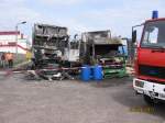 Die abgestellten LKW´s am Naumburger Ostbahnhof wurden bei einem Brand v�llig zerst�rt; 04.09.2011 (Foto: Hans Grau)