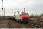 CAPTRAIN E37 530 mit dem Schwefelpendelzug von Frankreich nach Gro�korbetha, in Naumburg Hbf; 10.02.2011 (Foto: Marco Zergiebel)