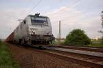 akiem E37 016 mit einem G�terzug Richtung Bad K�sen, am 04.05.2014 in Naumburg Hbf.
