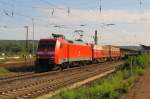 DB 152 064-2 mit einem gemischten G�terzug Richtung Bad K�sen, am 08.09.2015 in Naumburg Hbf.