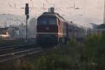 WFL 231 012-6 als Schlusslok an einem Sonderzug von Erfurt Hbf nach Berlin S�dkreuz, am 03.10.2015 bei der Durchfahrt in Naumburg Hbf.