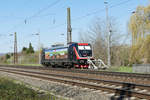 EBS 187 420 am 27.04.2021 in der Morgensonne in Naumburg Hbf.