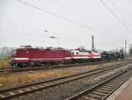 FWK 243 926, EBS 243 822, 202 597 und 202 738 rangieren am 05.03.2024 in Naumburg (S) Hbf.