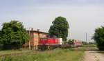 LOTRAC 7 + ARCO 5250.05-5 sind in Kirchscheidungen mit einer Waggonramme der Balfour Beatty Rail GmbH unterwegs nach Karsdorf; 27.05.2008 (Foto: Klaus Pollm�cher)