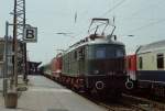 DB E18 31 w�hrend einer Schulungsfahrt mit der RB von Eisenach nach Halle (S) Hbf, am 23.06.1993 in Naumburg Hbf.