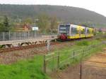 Burgenlandbahn 672 902 + 672 910 als RB 34868 von Naumburg Ost nach Ro�leben, am 01.05.2013 am Hp Wangen.
