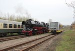 Burgenlandbahn 672 903 als RB von Wangen nach Naumburg Ost und die 41 1144 am 17.04.2016 beim umsetzen in Karsdorf.